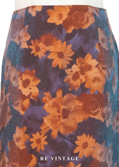 向日葵與玫瑰綻放在藍紫光中短裙（25"）3