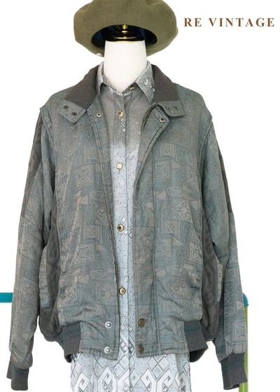 灰綠色霧裡紋路復古夾克外套8