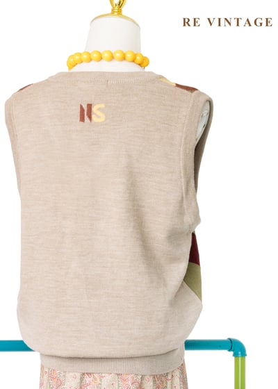 暖色系四色菱格紋針織背心9