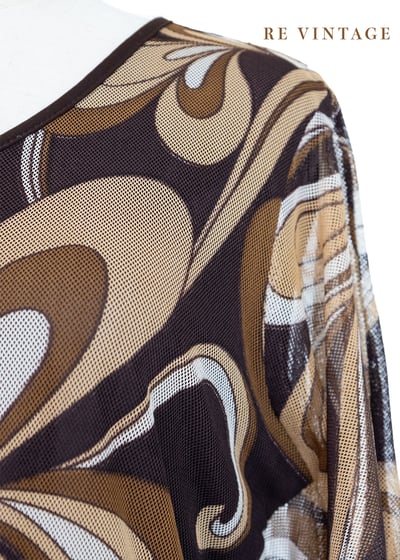 日本製 - 普普印花網紗小蝴蝶袖上衣10