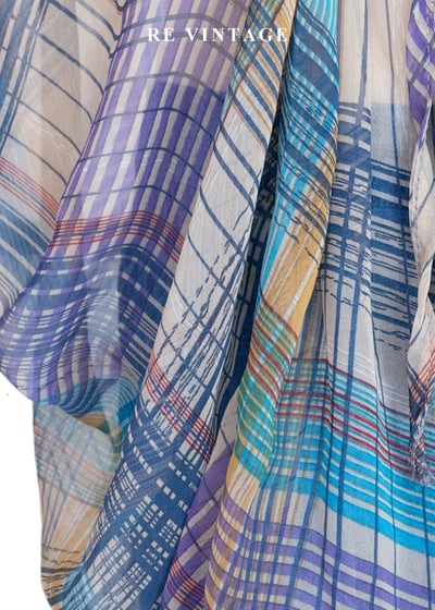 幻彩光影格子輕盈罩衫上衣6