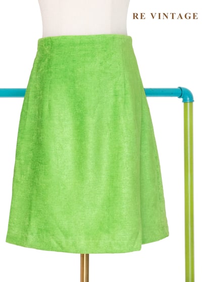 Neon Green 亮眼青蘋果短裙（26"）1