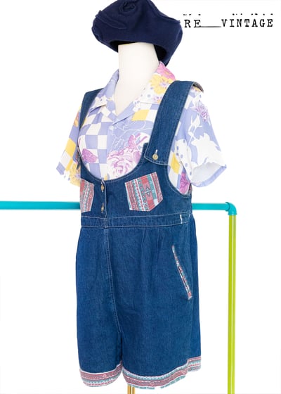 嬉皮圖騰寬版牛仔吊帶短褲7