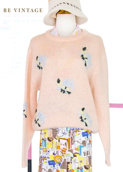甜美の桃子色毛線花刺繡針織毛衣1