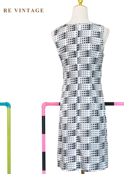 黑白像素幾何靜默洋裝8