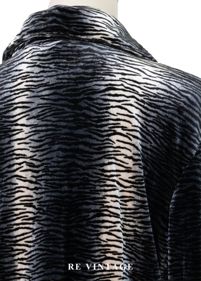 銀黑虎斑絨布長袖上衣12
