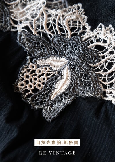 奶白花邊夢幻黑系細肩帶內搭洋裝10