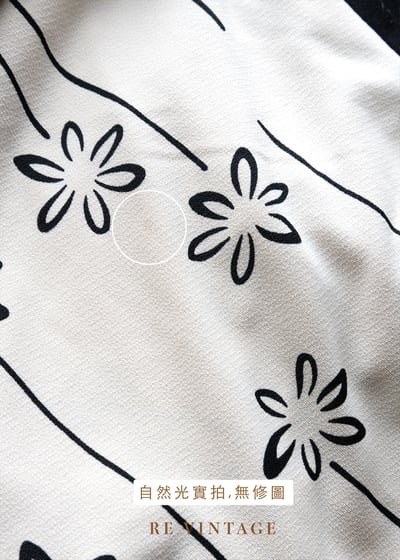 米白小黑花單隻飄飄可愛上衣12