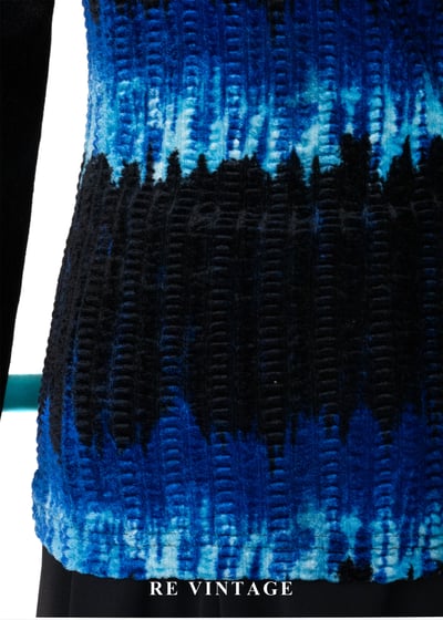 極光頻譜絨布長袖上衣11