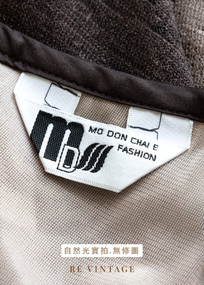 黑咖啡波紋立體拉花細肩帶長洋裝16