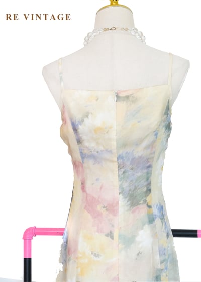 晨曦油畫 - 渲染碎花細肩帶洋裝12