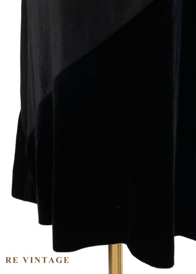 深邃層次流動弧形高腰長裙（24"）10