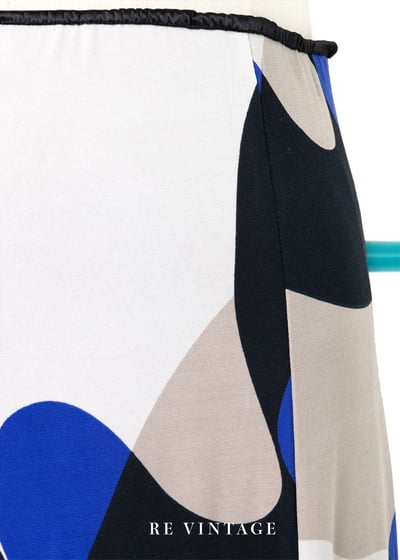 鮮藍色の黑白灰相間光影美裙（24”-27“）9