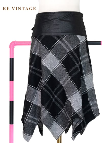 格紋結構不規則裙擺短裙（26"）7