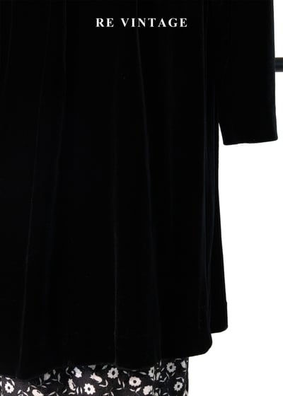 質感單品 - 優雅修身黑絨洋裝/長版罩衫12