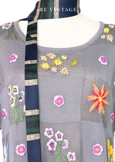 Morning Dove手工刺繡小花博款針織上衣3