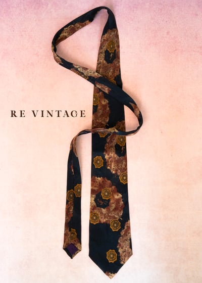 金色星盤夜行者領帶1