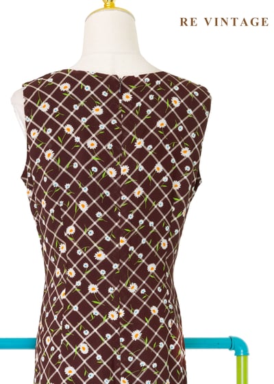 昭和少女的野餐棕色花卉菱格長洋裝11