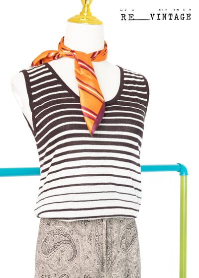 深咖啡色漸變線條薄款針織背心1