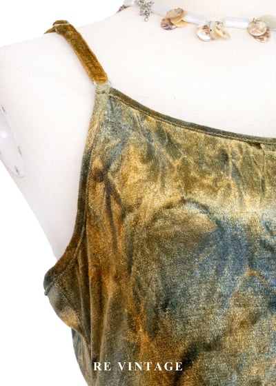 溫暖迷幻金黃綠絨布細肩帶洋裝8