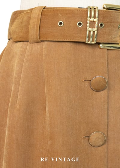 焦糖色澤高腰排釦美裙（26-29"）5