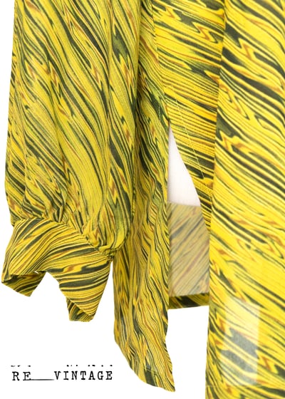 黃綠色の水波紋長袖襯衫11