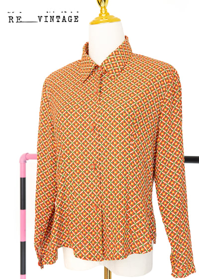 五號骰子橘紅色長袖襯衫7