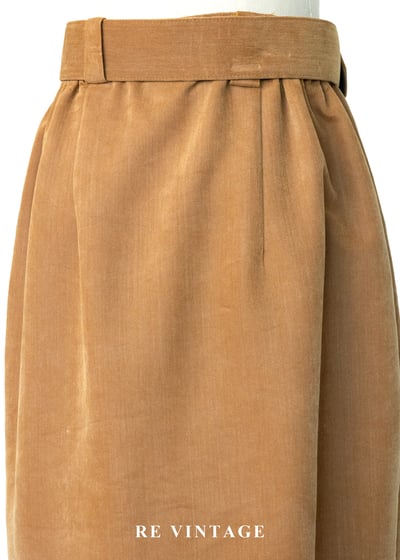 焦糖色澤高腰排釦美裙（26-29"）9