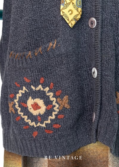 深灰色の立體毛線小花針織外套10