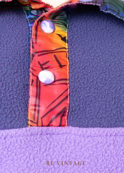 『歐洲寶物』糖果紫拼接搖粒絨帥氣半領運動衫5