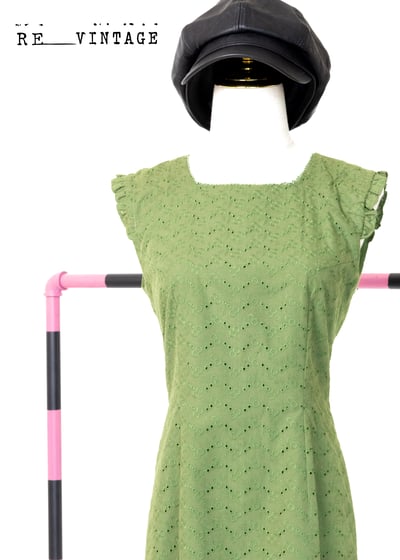 薄荷綠小荷葉邊洋裝6