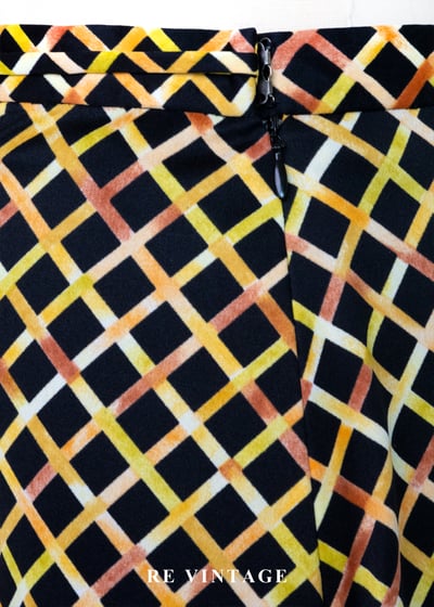 強烈黑與黃菱格紋長裙（26"）9