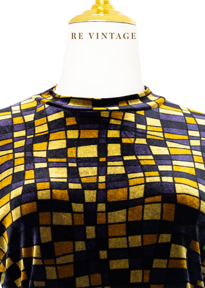 小黃格們的夜晚短袖絨布上衣3