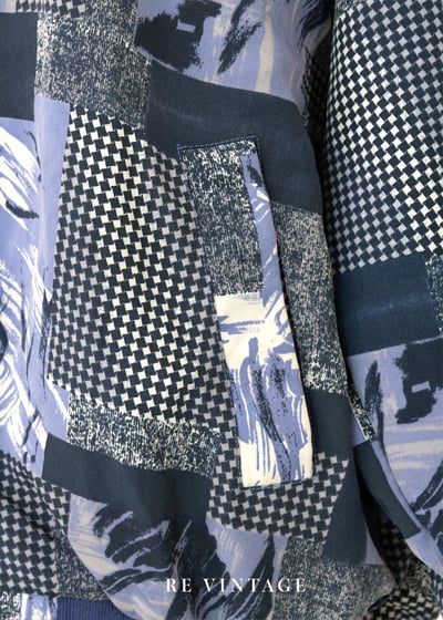 Canvas 裡的小花格紋薄款外套10