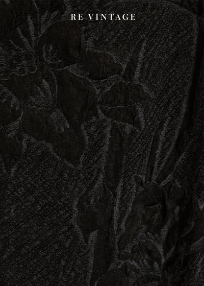 暗黑中的浮雕花長裙（27-34"）7