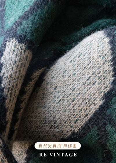 溫暖の苔綠幾何線條針織外套15