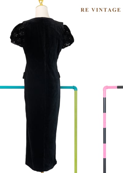 質感單品 - 優雅感金釦黑絨洋裝10