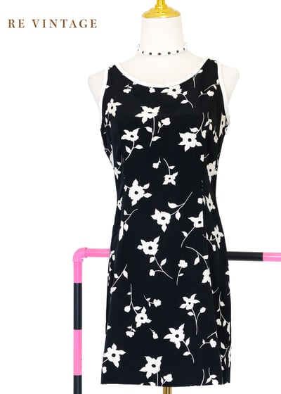 氣質單品 - 黑白小花迷人夏日洋裝1