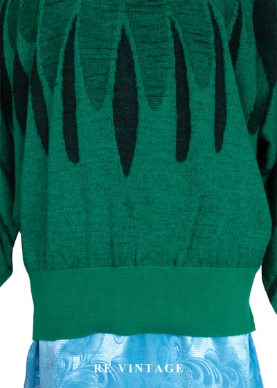 翠綠森林裡孔雀展翅針織毛衣10