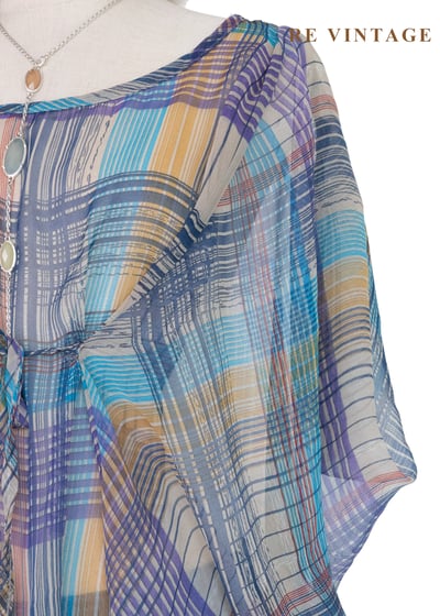 幻彩光影格子輕盈罩衫上衣5