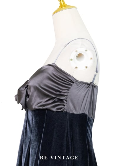 緞面大蝴蝶結絨布泡泡迷你洋裝8