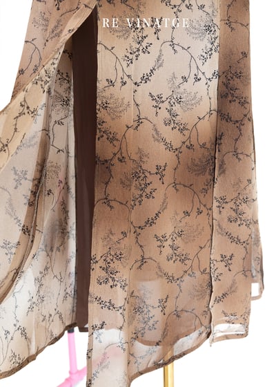 Brown color smudging 小花樹枝細肩帶洋裝12