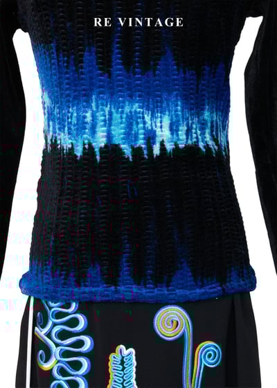 極光頻譜絨布長袖上衣4