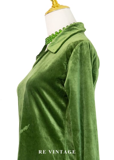 Moss Green 低調精緻玫瑰花絨布短洋裝8