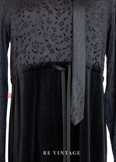 迷你小花透膚絨布長洋裝14