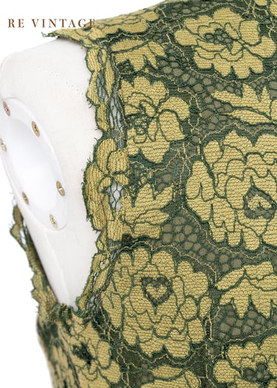 Great green macaw 花花連身褲9