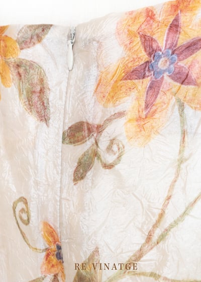 漂亮壓花米白色夏日洋裝12