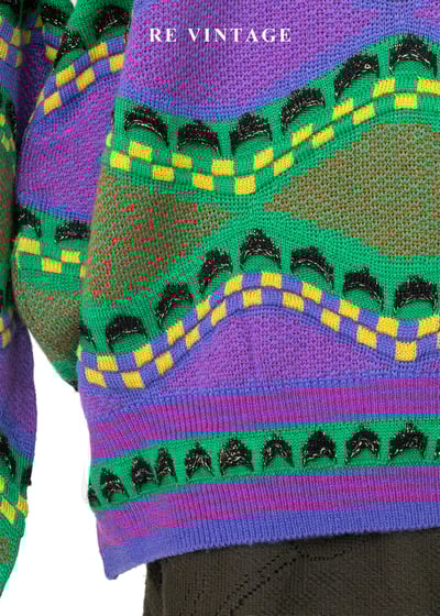 霓虹雜訊裡的幾何波浪針織毛衣13