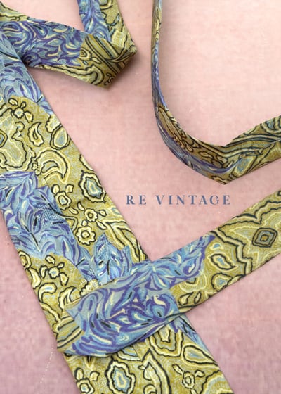 春天在領口綻放圖騰領帶1