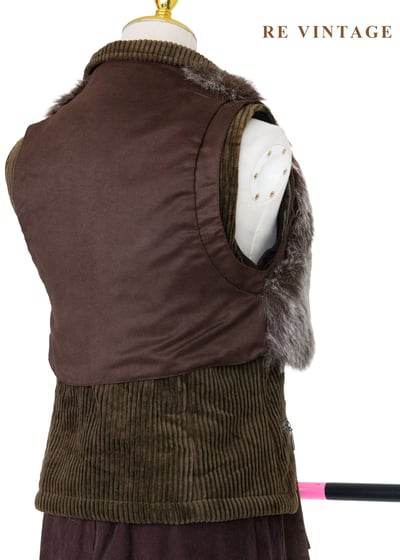 荒野獵人毛絨絨短版背心9